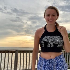 Meet your Posher, Nina